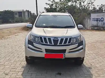 2014 महिंद्रा XUV500 w8 1 2014 महिंद्रा XUV500 w8 1