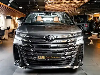 Second Hand टोयोटा वेलफायर VIP – Executive Lounge Hybrid (Electric + Petrol) Automatic in दिल्ली