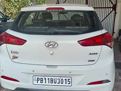 2015 हुंडई एलीट i20 एस्टा 1.2 1