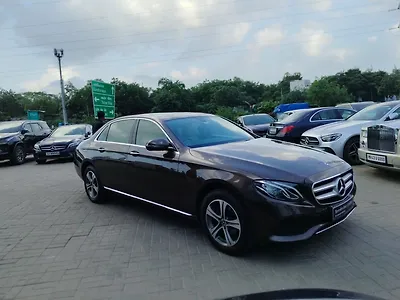 2017 Mercedes-Benz E-Class E 220 D 1