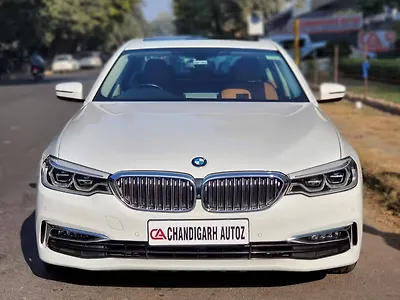 2020 BMW 5-Series 520d Luxury Line 1