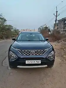2022 टाटा सफारी xz प्लस 1 2022 टाटा सफारी xz प्लस 1