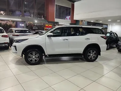 2021 Toyota Fortuner