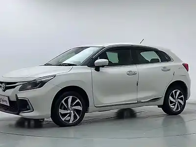 Second Hand टोयोटा ग्लैंजा V Petrol Automatic in गाज़ियाबाद