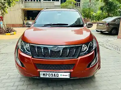 2018 महिंद्रा XUV500 w10 एडब्ल्यूडी ऑटोमैटिक 1 2018 महिंद्रा XUV500 w10 एडब्ल्यूडी ऑटोमैटिक 1