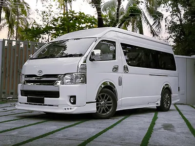 2018 Toyota Commuter HiAce 3.0 L 1