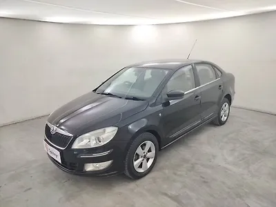 Second Hand Skoda Rapid 1.5 TDI CR Elegance AT in Coimbatore