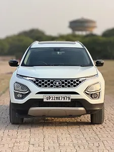 2021 Tata Safari XT Plus 1 2021 Tata Safari XT Plus 1
