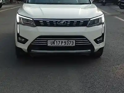 2021 महिंद्रा XUV300 W8 (O) 1.2 पेट्रोल [2019] 1