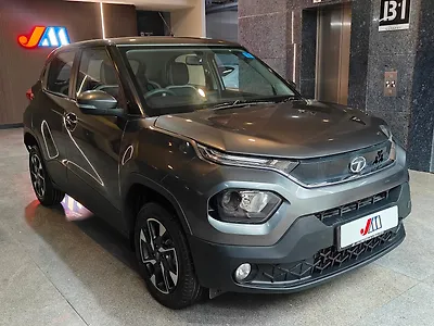 Second Hand Tata Punch Camo Accomplished Dazzle AMT in Ahmedabad