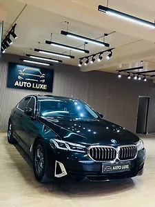 2022 BMW 5-Series 520d Luxury Line 1 2022 BMW 5-Series 520d Luxury Line 1