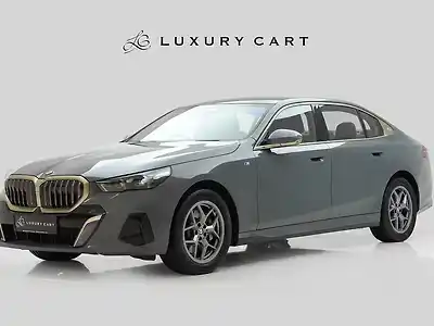 Second Hand बीएमडब्ल्यू 5 सीरीज़ 530Li Petrol 2.0L Turbo Automatic in फ़रीदाबाद
