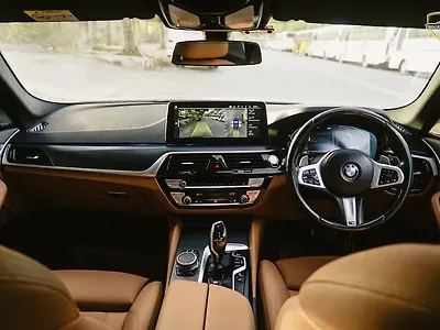 2022 BMW 5 Series 530i M Sport