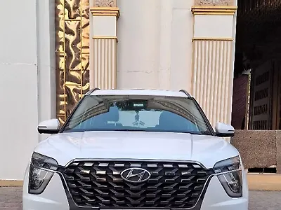 2023 Hyundai Alcazar Platinum (O) 6 STR 1.5 Diesel AT 1