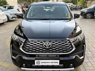 2025 टोयोटा इनोवा हायक्रॉस ZX Hybrid (Electric + Petrol) Automatic (e-CVT) 7 STR 1