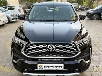 2025 Toyota Innova Hycross ZX Hybrid (Electric + Petrol) Automatic (e-CVT) 7 STR 1