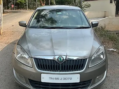 2013 Skoda Rapid Elegance 1.6 TDI CR MT 1