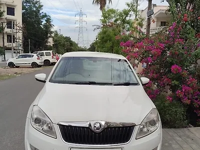 2016 Skoda Rapid 1.5 TDI CR Style Plus AT 1
