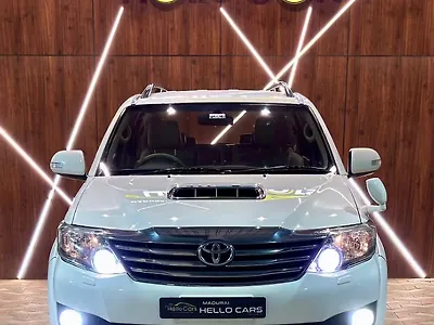 2012 Toyota Fortuner 3.0 4x2 MT 1