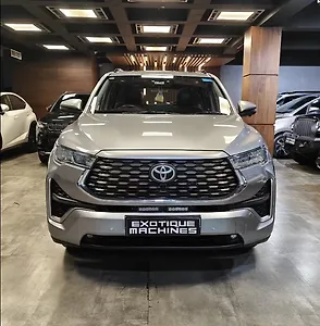 Second Hand Toyota Innova Hycross ZX Hybrid (Electric + Petrol) Automatic (e-CVT) 7 STR in Lucknow Second Hand Toyota Innova Hycross ZX Hybrid (Electric + Petrol) Automatic (e-CVT) 7 STR in Lucknow