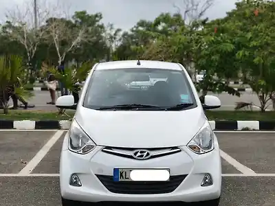 Second Hand हुंडई ईऑन स्पोर्टज़ in तिरुवनंतपुरम