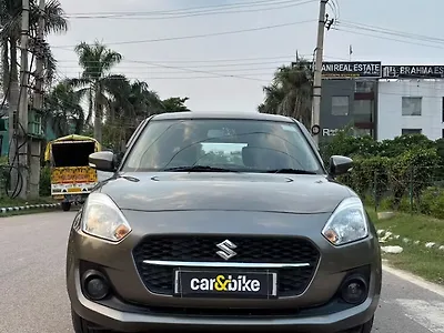 2022 Maruti Suzuki Swift ZXi AMT [2021-2023] 1