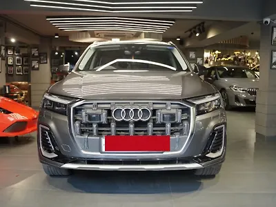Second Hand Audi Q7 Technology in Delhi
