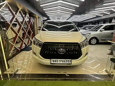 2016 टोयोटा इनोवा क्रिस्टा 2.4 gx 7 सीटर [2016-2020] 1