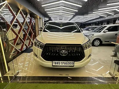 2016 Toyota Innova Crysta 2.4 GX 7 STR [2016-2020] 1