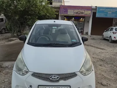 2015 Hyundai Eon Era + 1
