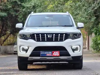 Second Hand महिंद्रा स्कॉर्पियो N Z6 2WD Diesel 2.2L Turbo Manual 7 STR in दिल्ली