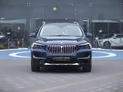 2022 बीएमडब्ल्यू X1 एसड्राइव20i एक्सलाइन 1