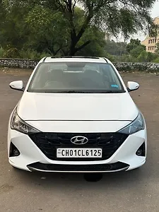 2022 Hyundai Verna SX (O) 1.5 CRDi 1 2022 Hyundai Verna SX (O) 1.5 CRDi 1
