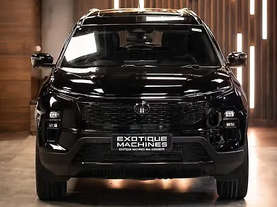 2026 टाटा सफारी Accomplished X Plus Dark Diesel 2.0L Turbo Automatic 7 STR 1