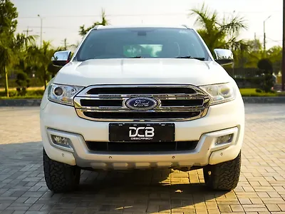 2017 Ford Endeavour Titanium 3.2 4x4 AT 1