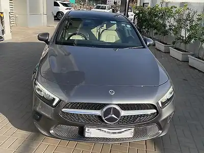 2022 Mercedes-Benz A-Class Limousine 200d 1
