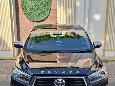 2024 Toyota Innova Crysta ZX Diesel Manual 7 STR 1