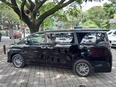 2022 Toyota Vellfire Executive Lounge