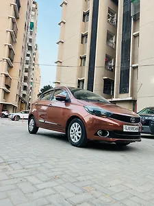 2018 Tata Tigor Revotorq XZ (O) 1 2018 Tata Tigor Revotorq XZ (O) 1