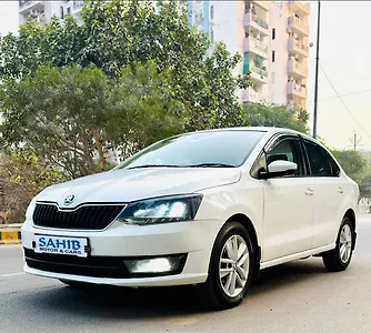 Second Hand Skoda Rapid Style 1.5 TDI in Agra Second Hand Skoda Rapid Style 1.5 TDI in Agra