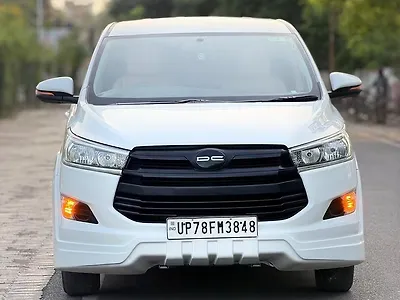 Second Hand Toyota Innova Crysta 2.4 GX 7 STR [2016-2020] in Kanpur