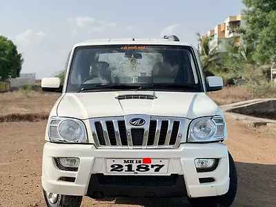 2013 महिंद्रा स्कॉर्पियो ईएक्स 1 2013 महिंद्रा स्कॉर्पियो ईएक्स 1