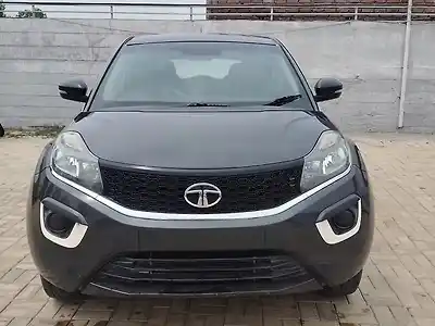 Second Hand टाटा नेक्सन xm in कुरुक्षेत्र