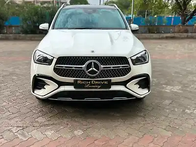 2025 मर्सिडीज़ बेंज़ GLE AMG Line Mild Hybrid (Electric + Diesel) 2.0L Turbo Automatic AMG Line 1