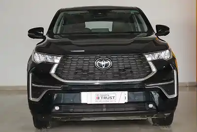 2023 टोयोटा इनोवा हायक्रॉस ZX Hybrid (Electric + Petrol) Automatic (e-CVT) 7 STR 1 2023 टोयोटा इनोवा हायक्रॉस ZX Hybrid (Electric + Petrol) Automatic (e-CVT) 7 STR 1