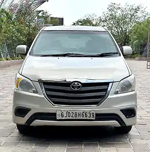 2014 टोयोटा इनोवा 2.5 g 7 str bs-iv 1 2014 टोयोटा इनोवा 2.5 g 7 str bs-iv 1