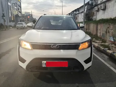 Second Hand Mahindra XUV300 W4 1.5 Diesel [2020] in Gorakhpur
