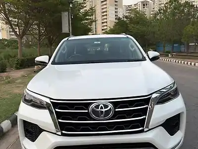 2021 टोयोटा फ़ॉर्च्यूनर 4x2 2WD Petrol 2.7L Automatic 1