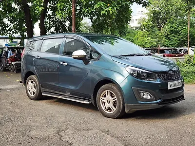 2021 Mahindra Marazzo M2 Diesel Turbo Manual 8 STR 1