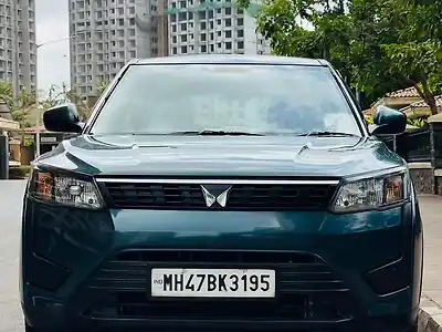2023 महिंद्रा XUV300 w4 1.5 डीज़ल 1